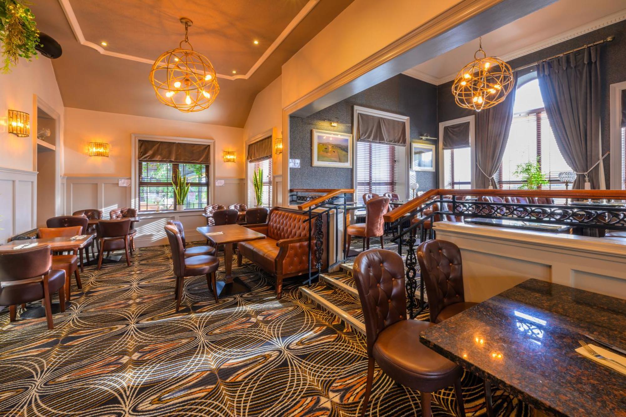 Flagstaff Lodge Ньюри Экстерьер фото