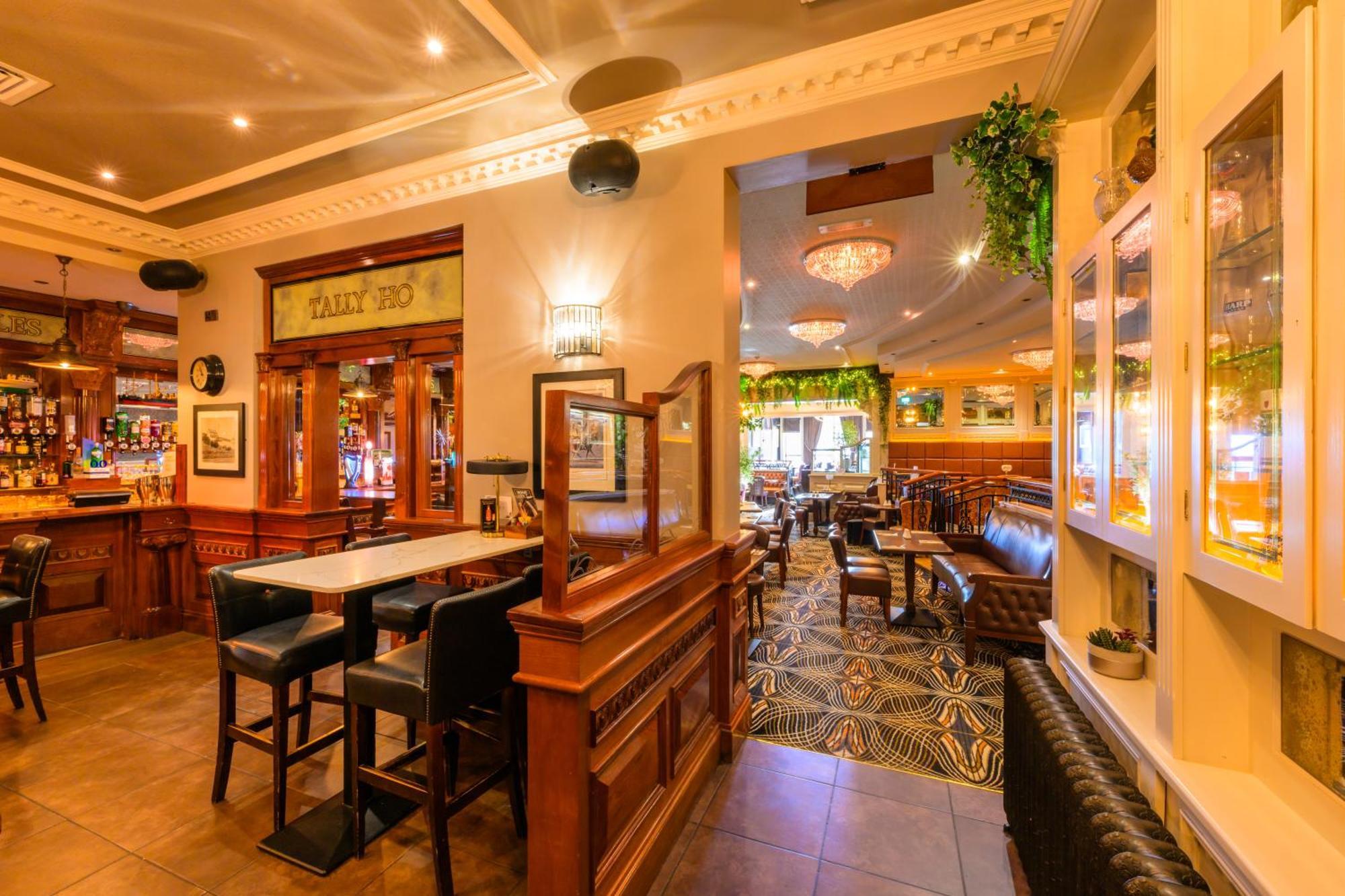 Flagstaff Lodge Ньюри Экстерьер фото