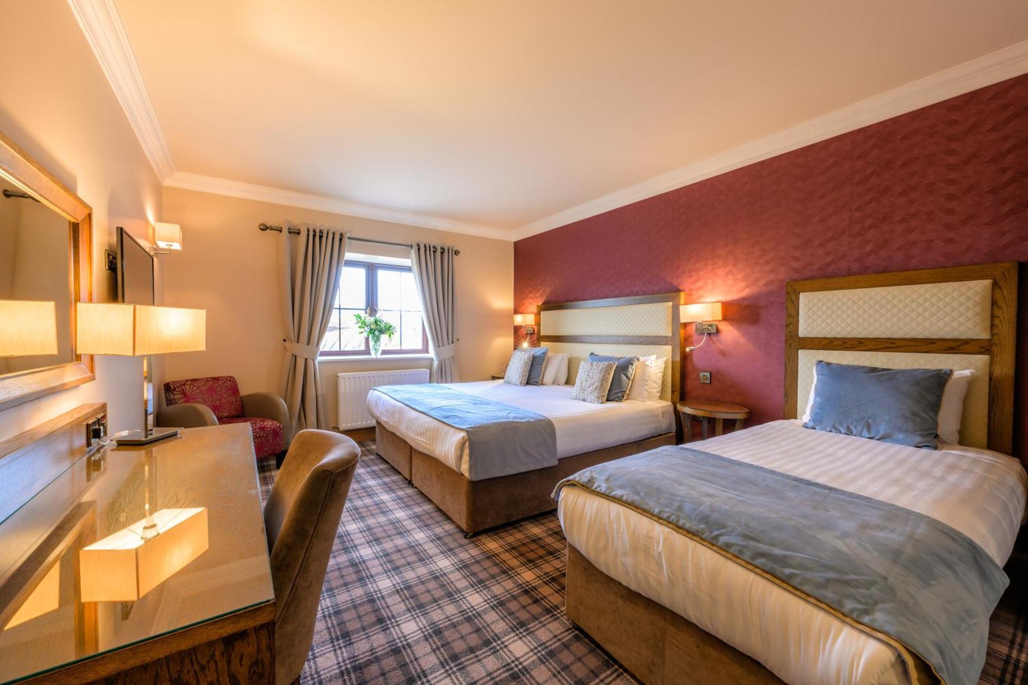 Flagstaff Lodge Ньюри Экстерьер фото