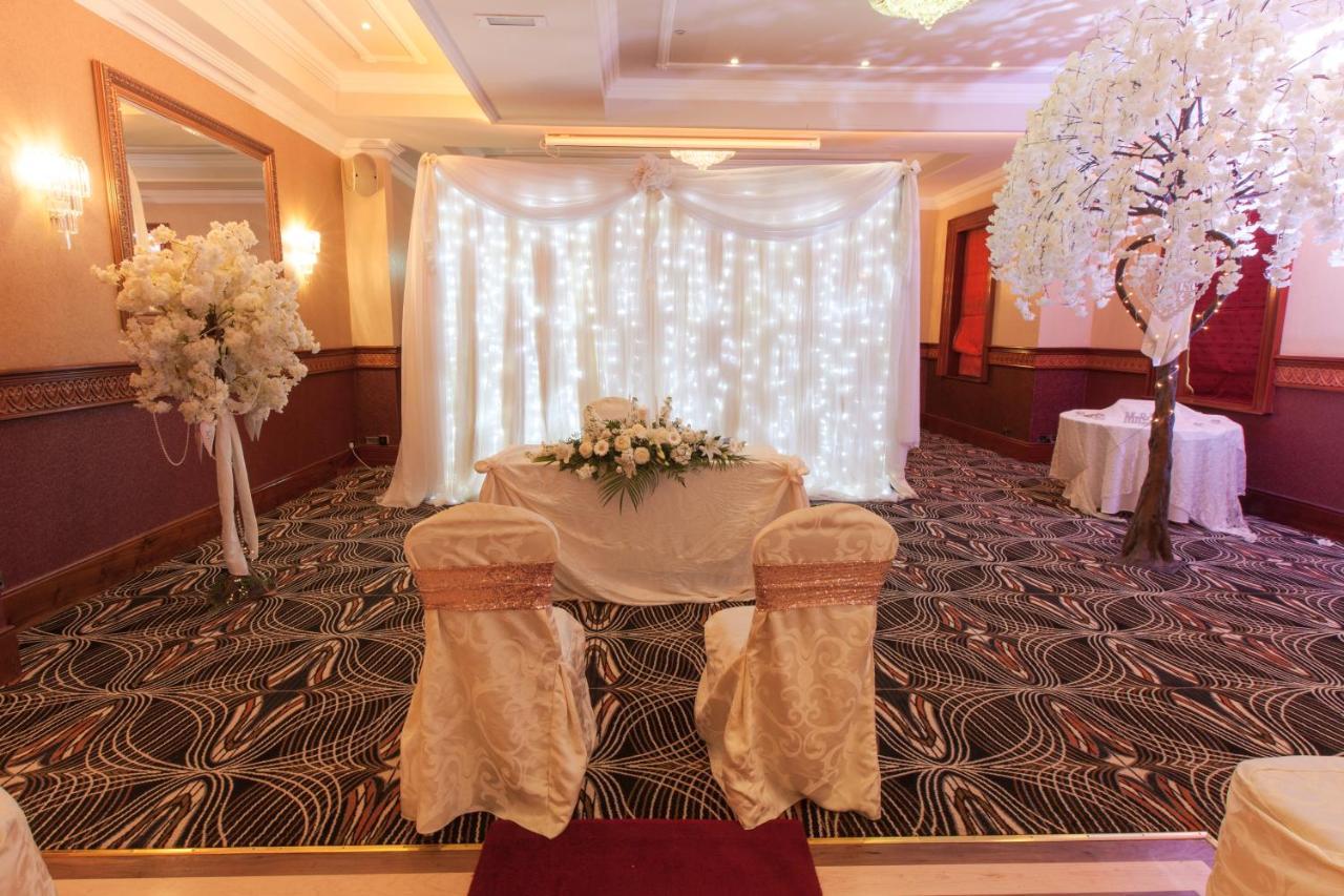 Flagstaff Lodge Ньюри Экстерьер фото